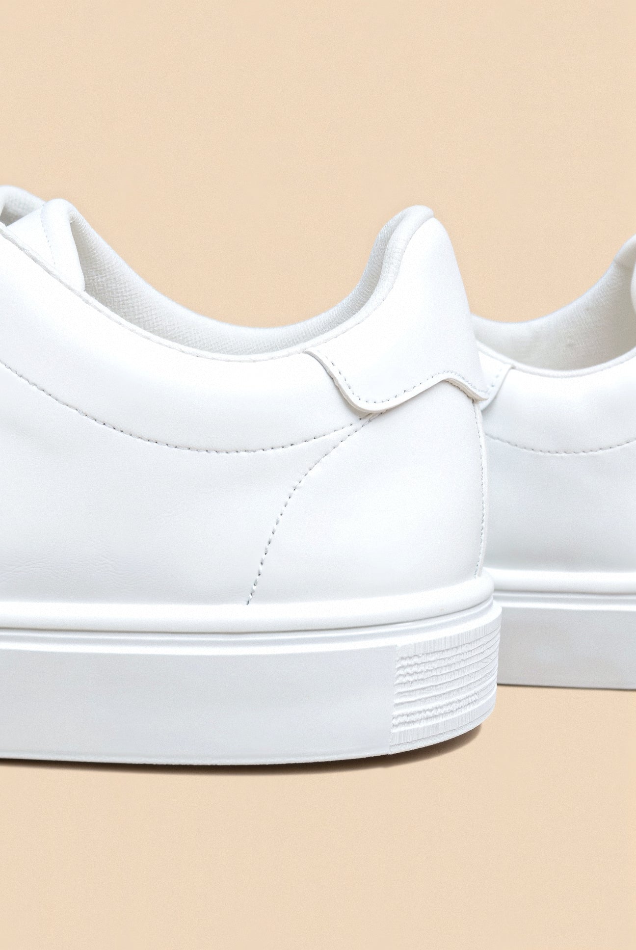 VORO Classic Sneaker